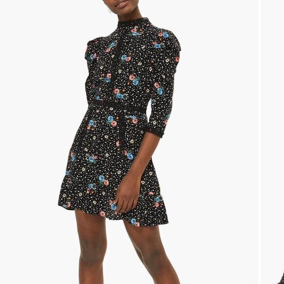 TOPSHOP Lace Up Floral Dresss - Picture 7 of 7